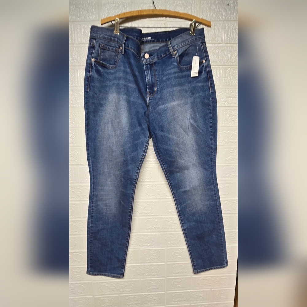 Old Navy Women's Original Mid Rise Blue Jeans Size16